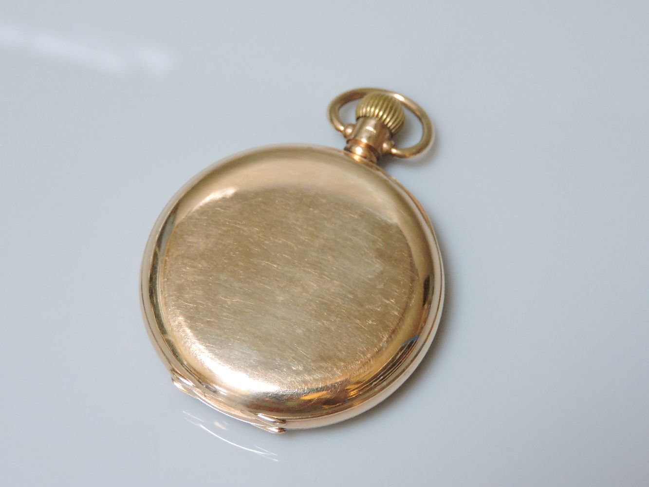 A 9ct gold Waltham USA open faced pocket watch, with presentation inscription to the gold cuvette, - Bild 2 aus 2