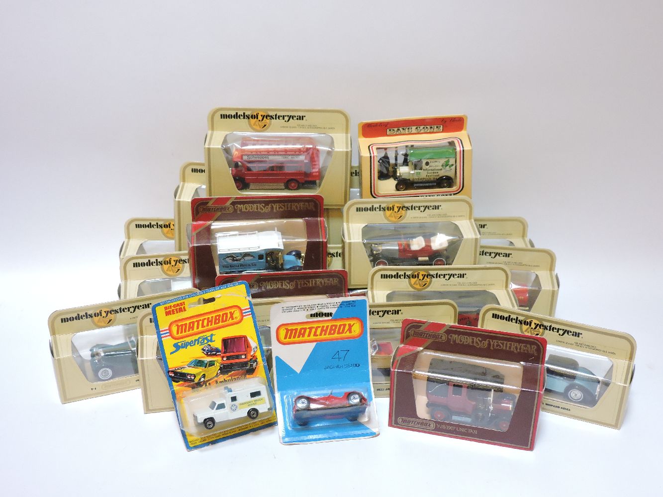 A quantity of Lesney Models of Yesteryear, and other cars