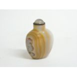 A Chinese agate snuff bottle and stopper, 6.7cm high