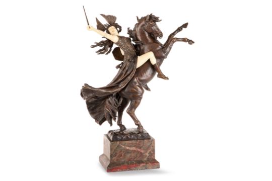 Louis CHALON (1866-1940) "La Walkyrie" Importante sculpture chryséléphantine, modèle créé circa