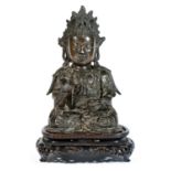 STATUETTE DE BOUDDHA AMITAYUSen bronze autrefois laqué et doré, représenté assis en padmasana, la