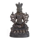 STATUETTE DE BOUDDHA AMITAYUSen bronze autrefois laqué et doré, assis en padmasana sur un socle