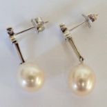 PAIR OF CULTURED PEARL EARRINGS, THE SETTING MARKED 9K