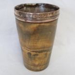 CELTIC HORN CUP WITH WHITE METAL MOUNT