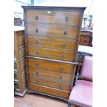 20TH CENTURY WALNUT CHEST ON CHEST OF 4 LONG OVER 4 LONG DRAWERS ON BRACKET SUPPORTS 158CM TALL