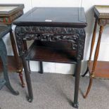 19TH CENTURY SQUARE TOPPED CHINESE HARDWOOD POT STAND