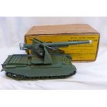 BRITAINS 9748 - SELF PROPELLED 155MM GUN. BOXED