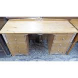 PINE KNEEHOLE DESK WITH 2 COLUMN OF 3 DRAWERS