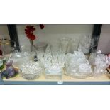 A SELECTION OF CUT & MOULDED GLASSWARE INCLUDING JUGS, GLASSES,