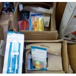 2 BOXES CONTAINING VARIOUS BABY EQUIPMENT INCLUDING FEEDING BOWLS / SPOONS,