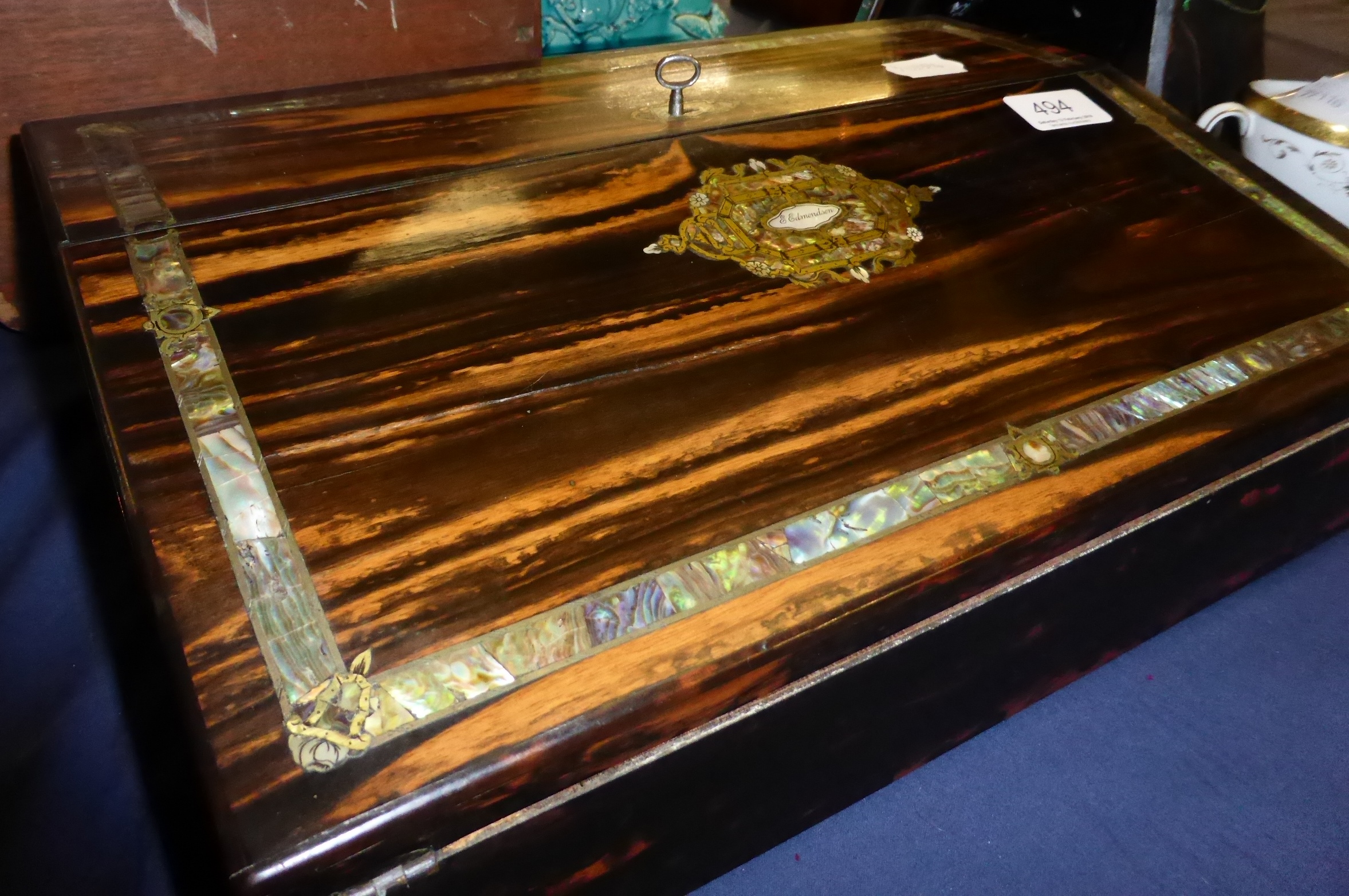 A rosewood writing slope - Image 5 of 6