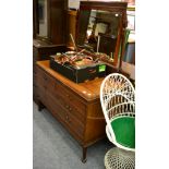 A Edwardian mahogany dressing table