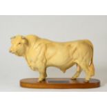 Beswick Connoisseur Charolais Bull, model No. A2600, satin matt, on wood plinth There is a