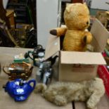 Four novelty teapots and four various soft toys