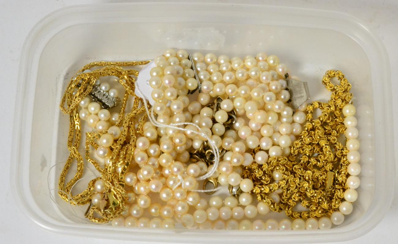 A cultured pearl necklace, assorted pearl type and gilt jewellery