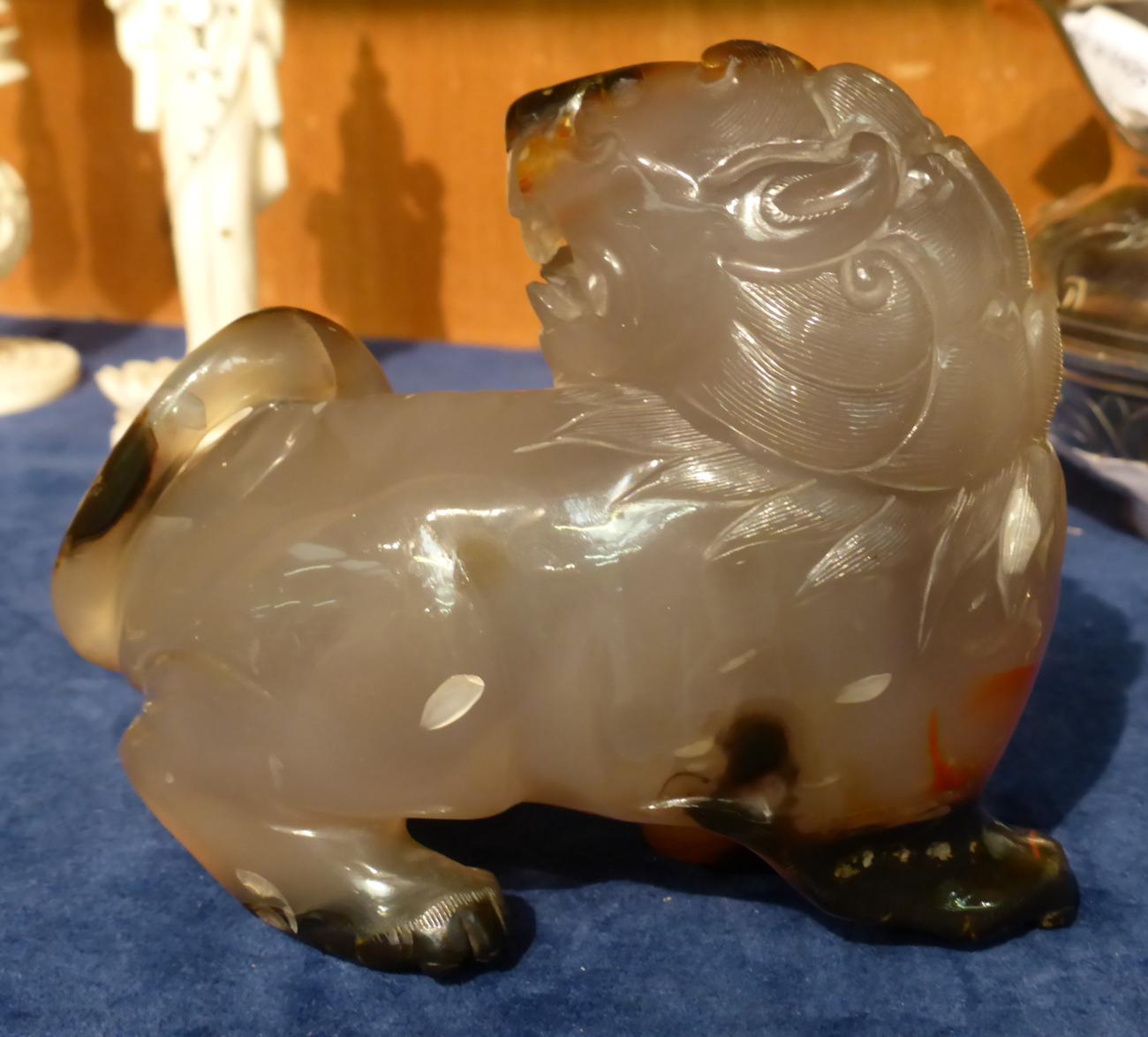 A Chinese carved hardstone lion - Image 6 of 8