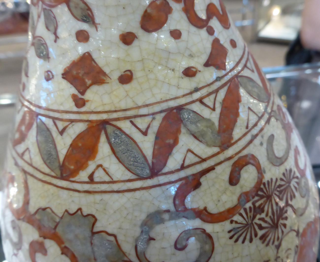 A Chinese Provincial Porcelain Bottle Vase, painted in blue and red enamels with a procession within - Image 8 of 11