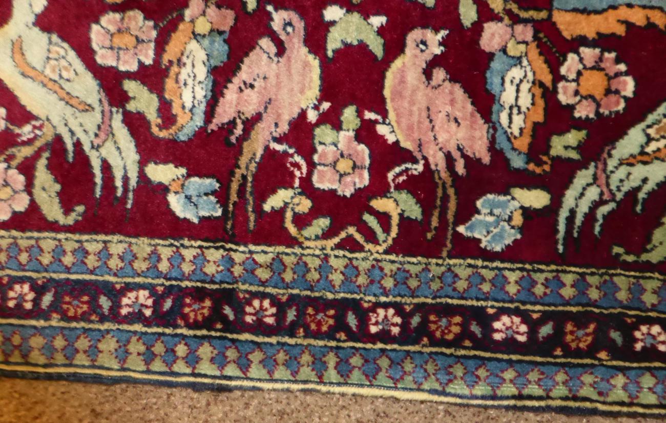 Fine Isfahan Prayer Rug Central Iran The cream ground with an urn issuing flowers flanked by - Image 5 of 5