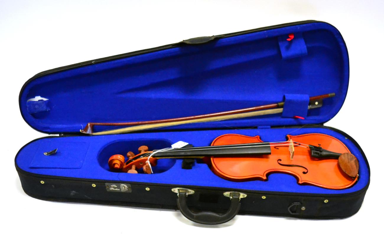 Andreas Zeller Viola 15'' back, ebony pegs with Kun shoulder rest and bow, in shaped hard case; - Image 2 of 2