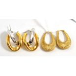 Two pairs of 9ct gold hoop earrings (2)