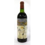 Chateau Mouton Rothschild 1981, Pauillac U: upper/top shoulder, very soiled label