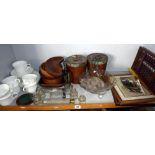 Shelf of glassware & wooden items