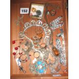 Assorted vintage costume jewellery