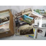 Postcards - a collection in excess of 500 predominantly early to mid period UK topographical,