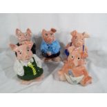 Wade - A full set of Natwest Wade Pig money banks all with original black stoppers marked Natwest