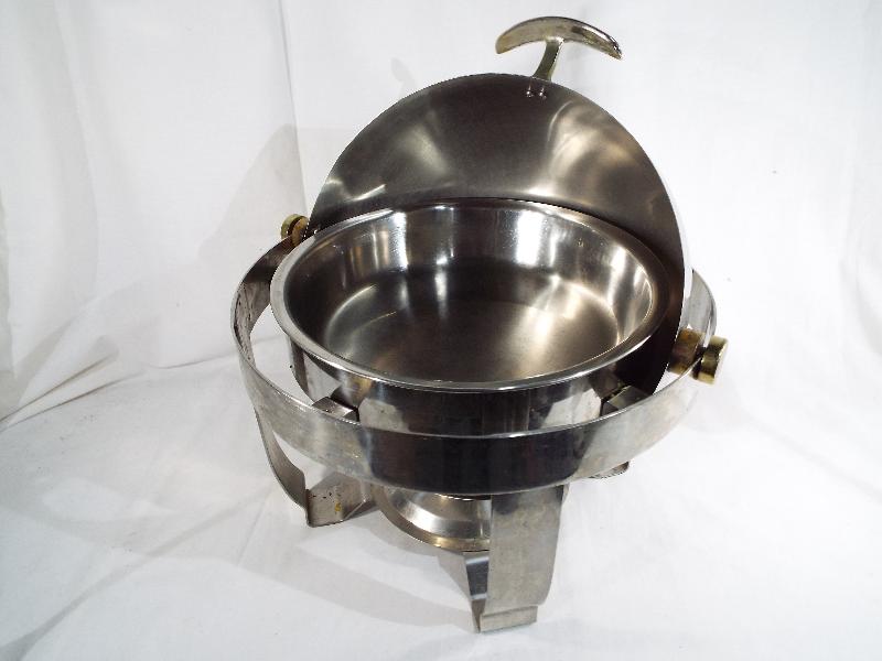 Catering equipment - a stainless steel D