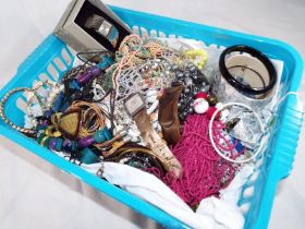 A large quantity of costume jewellery to