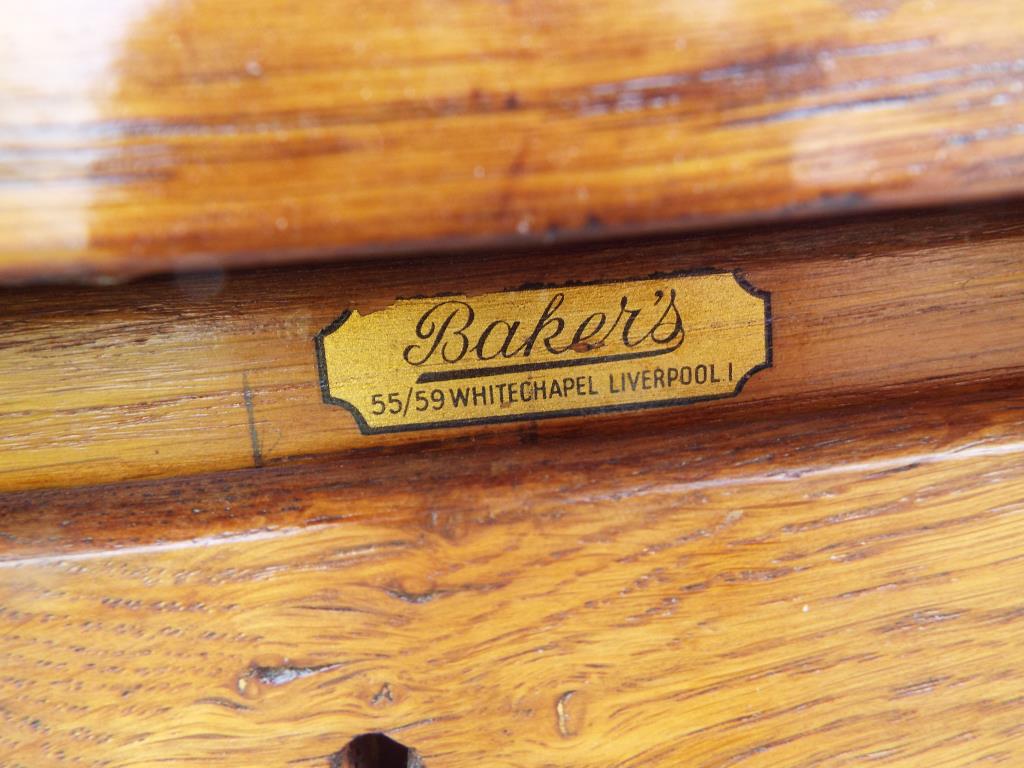 An early 20th century oak map / plan chest of three long drawers, 40 cm (h) x 120 cm (w) x 87. - Bild 2 aus 3