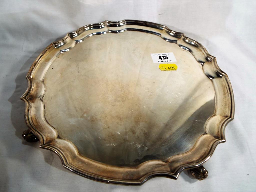 A hallmarked footed silver salver, London assay 1968, approx weight 538g, 3. - Image 2 of 2