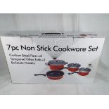 Unused retail stock (not returns) - a 7 piece non stick cookware carbon steel pan set with four