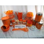 A good mixed lot of vintage kitchen ware to include coffee pot, jelly mould,