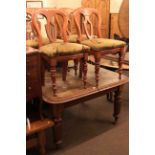 Victorian mahogany extending dining table, two leaves,
