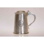 AN ELKINGTON & CO SILVER PLATED TANKARD, with domed top,