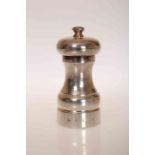 A SILVER PEPPER GRINDER, Birmingham 1990. 10.