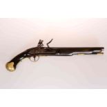 AN 18TH CENTURY SEA SERVICE FLINTLOCK PISTOL, having a tapering barrel with ramrod below,