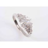 AN ART DECO DIAMOND RING,