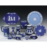 COLLECTION (13 PCS) WEDGWOOD - Blue and White Wedgwood, 20th c., Biscuit Jar, (2) Pitchers, Flower