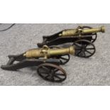 A PAIR OF BRONZE MINIATURE FIELD GUNS IN 16TH CENTURY STYLE, 20TH CENTURY with tapering barrels