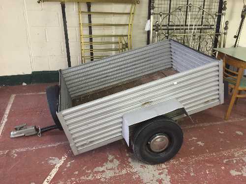 An aluminium single axle l trailer