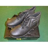 Three pairs of Grafter safety boots size 45