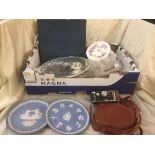 A box of boxed Spode Cutty Sark plates, Royal Albert cake stand, Wedgwood plate,