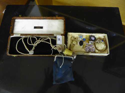 Case of simulated pearls, lady's rotary watch, brooches,