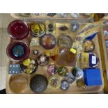 Tray of assorted glass and resin paperweights