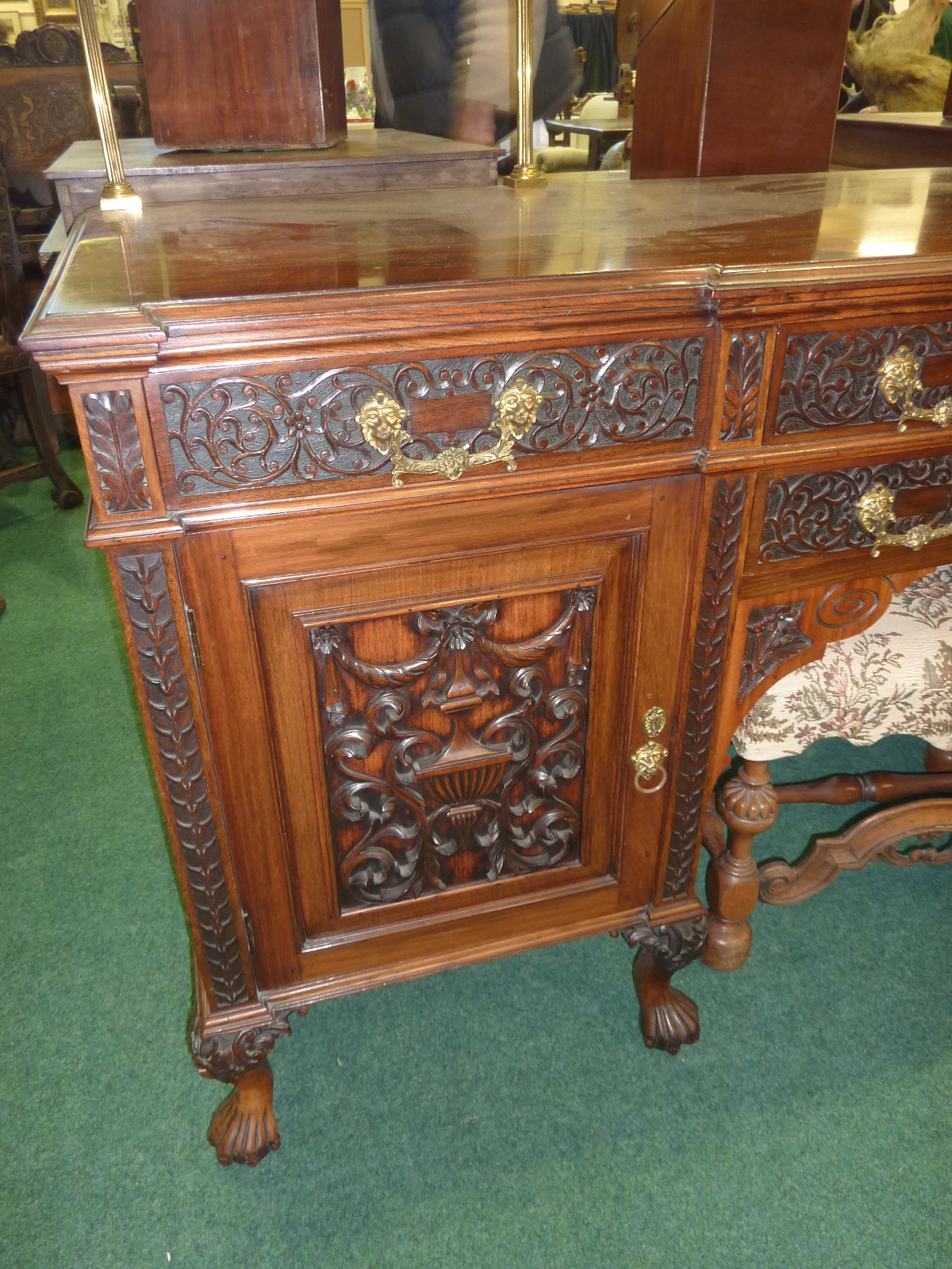 Handsome late 19th century Anglo-Indian rosewood sideboard with brass rail back above breakfront - Image 10 of 13