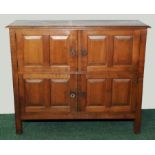 Oak side cupboard, c.