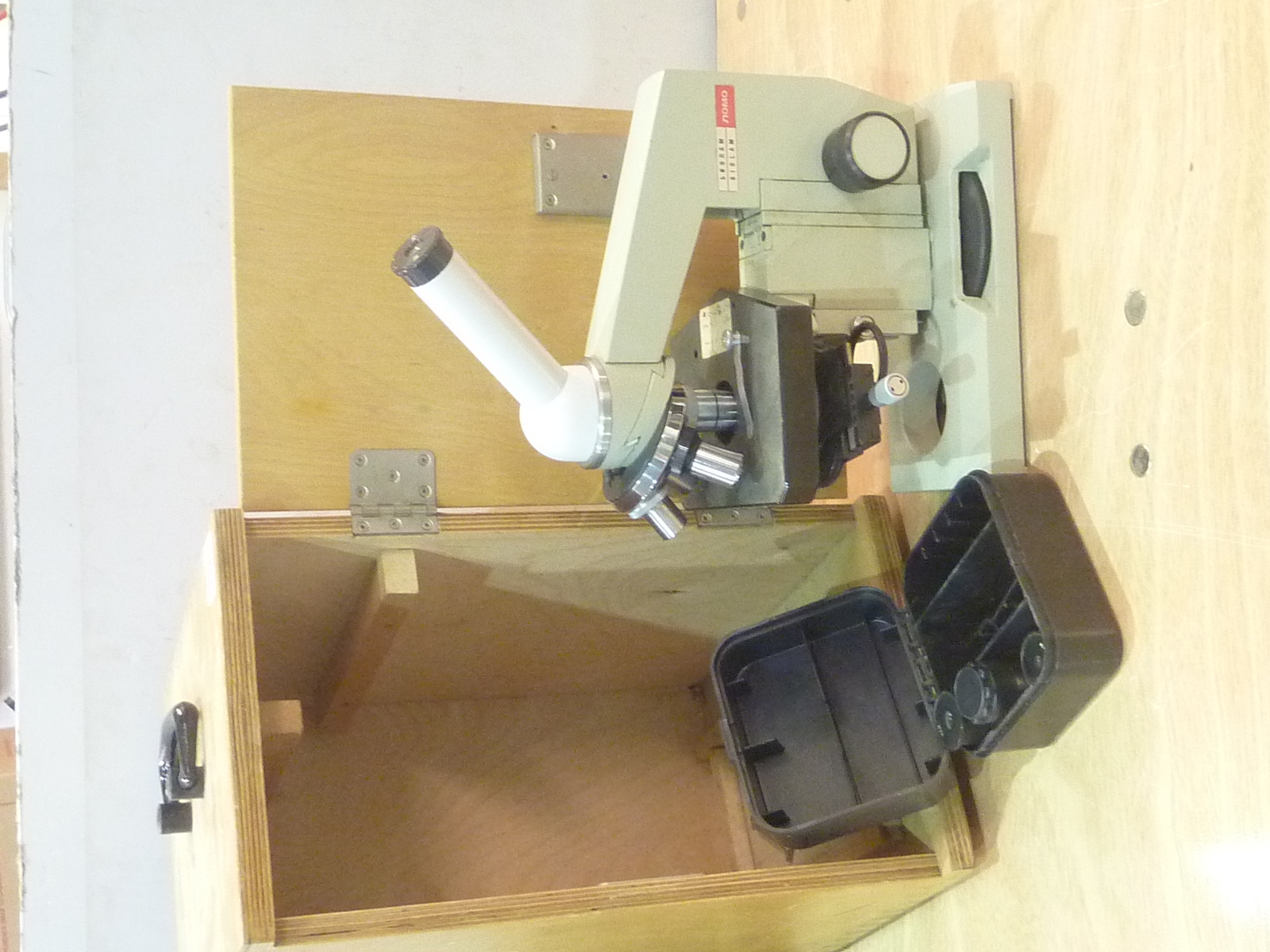 Russian OMO laboratory/school microscope with fine tuning, small box of lenses & bulb in case. - Image 2 of 3